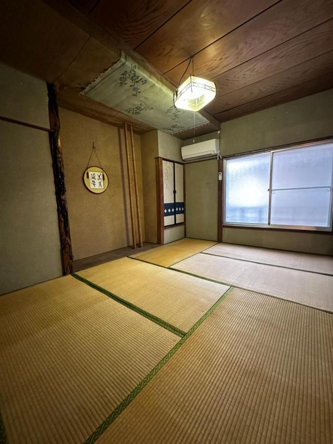素泊まり民宿とみや Oshima Exterior foto